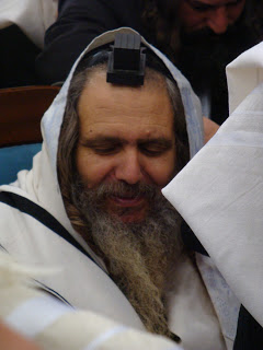 Rav Arush at a Brit on the 7th day of Hannukah