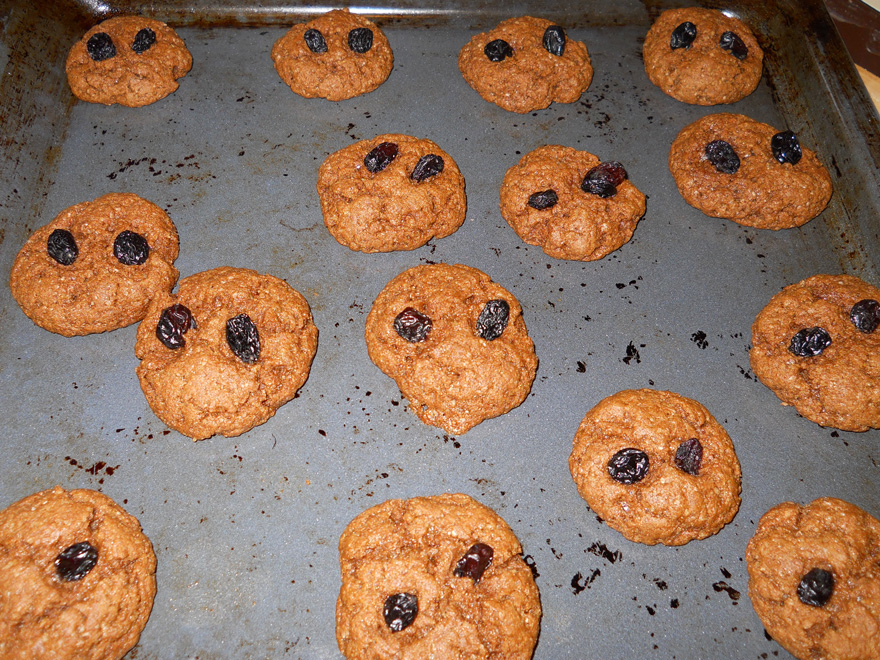 Monkey face cookies