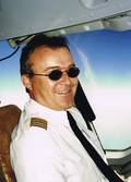 Peter Haisenko in Cockpit of Condor DC 10