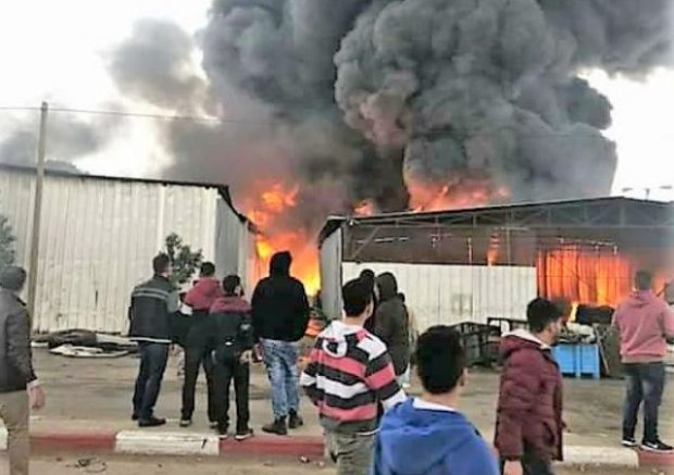 Palestinian rioters set own factory on fire Qusra-FB
