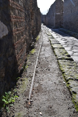 Roman lead piping