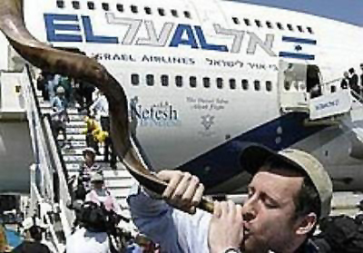 Shofar sounding as Jewish Olim land on a Nefesh B' Nefesh flight to Israel