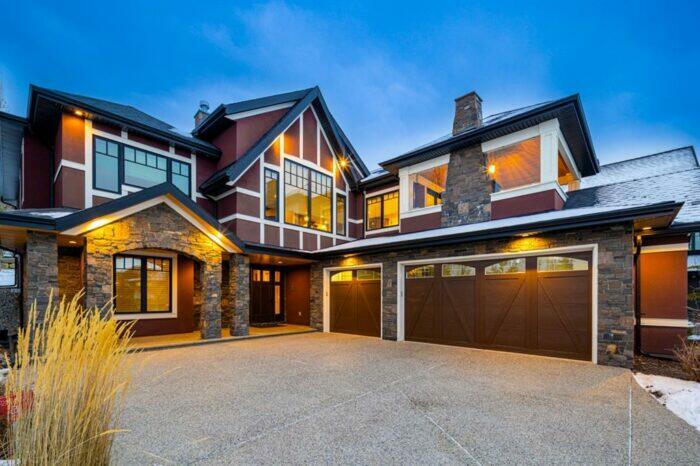  spend $1,599,000 in Alberta and get this 4 bed, 4 bath pad.