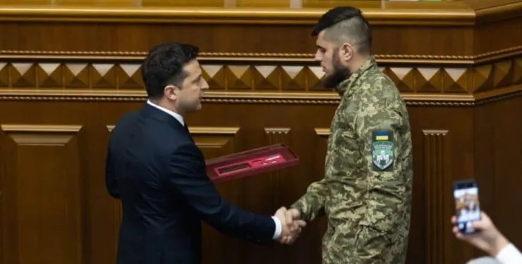 Zelensky awards Right Sector commander Dmytro Kotsyubaylo the 'Hero of Ukraine' award