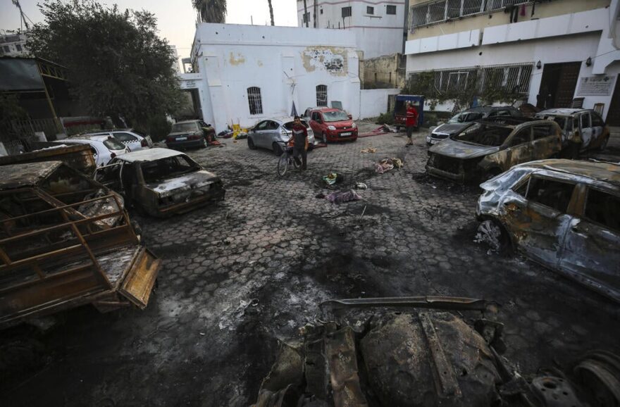 Aftermath of Al Ahli Hospital blast, in Gaza City, October 18, 2023 (Photo: AP / Abed Khaled)
