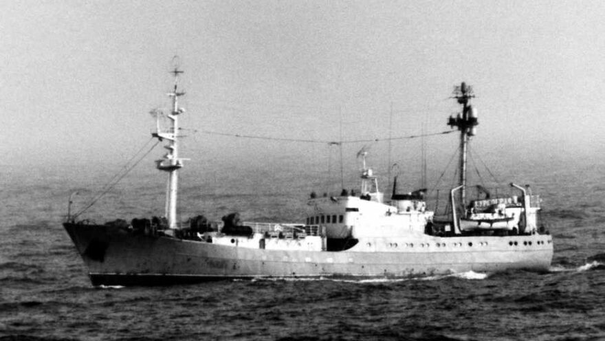 Soviet navy's reconnaissance ship Kursograf