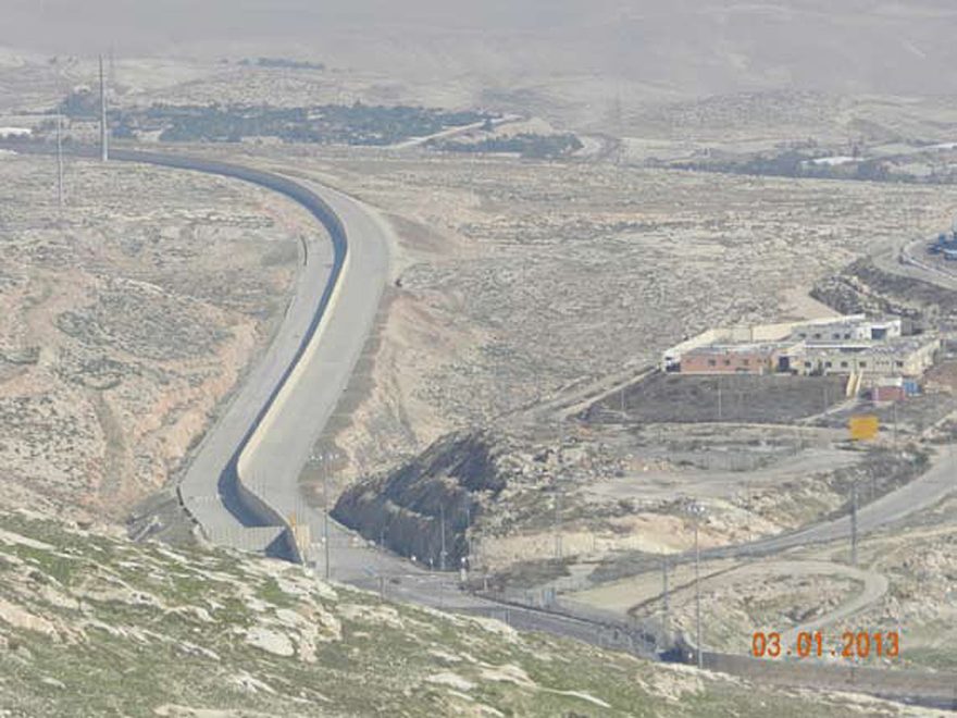 A completed section of the Palestinian bypass road. Its final completion will enable transportation continuity between the northern and southern West Bank, similar to other existing “fabric of life” roads built for the Palestinians.