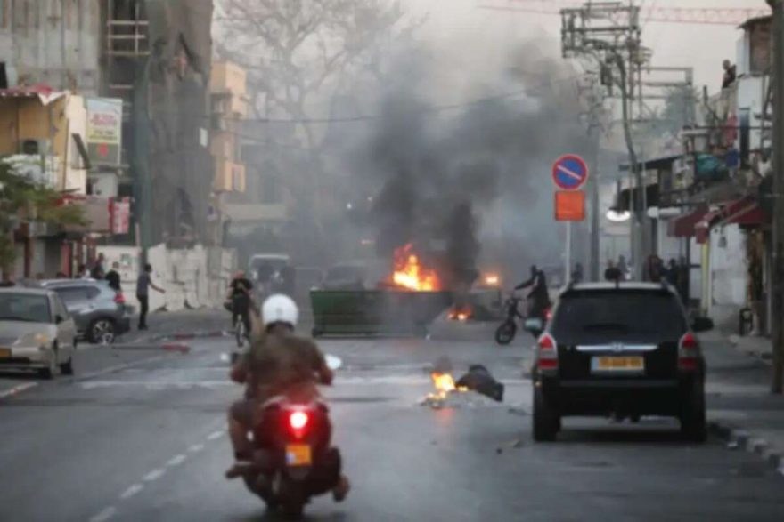 Riots in Jaffa in 2021 | Photo: Usage under Israel's Intellectual Property Law Article 27(a)